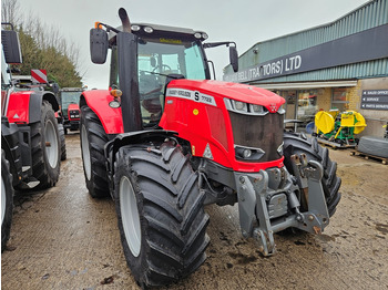 Traktors