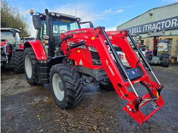 Traktors