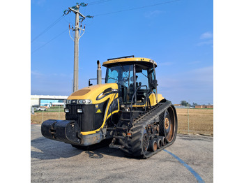 Traktors CHALLENGER