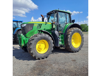 Traktors JOHN DEERE 6195M