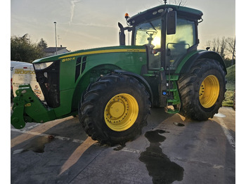 Traktors JOHN DEERE 8320R