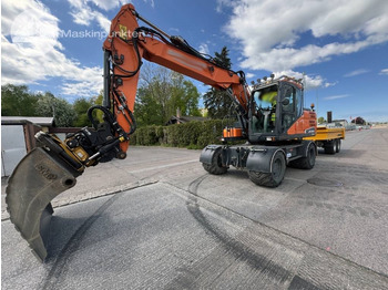 Riteņu ekskavators DOOSAN DX160W