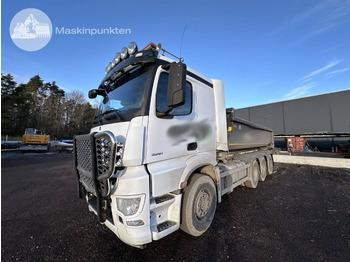 Pacēlājs ar āķi MERCEDES-BENZ Arocs 3251