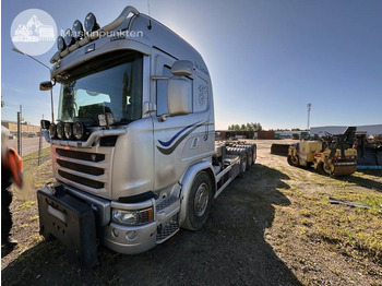 Pacēlājs ar āķi SCANIA G 490