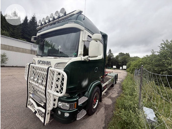 Pacēlājs ar āķi SCANIA R 520