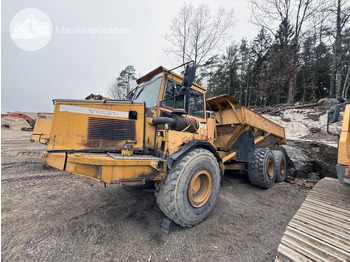 Artikulētias pašizgāzējs VOLVO A25C
