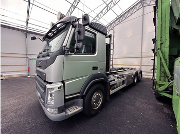 Pacēlājs ar āķi VOLVO FM 420
