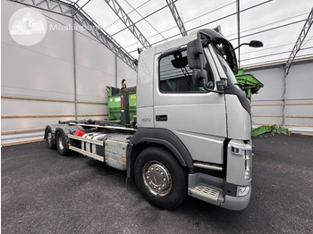 Pacēlājs ar āķi VOLVO FM 420
