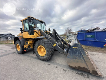 Riteņu iekrāvējs VOLVO L60H