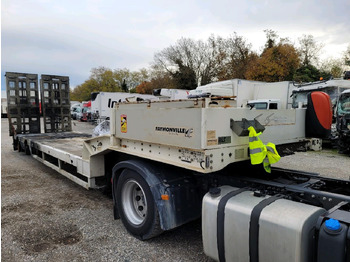 Puspiekabe zema profila platforma FAYMONVILLE