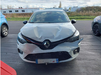 Vieglā automašīna RENAULT