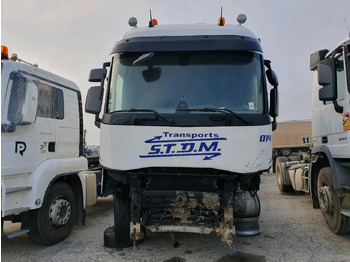 Vilcējs RENAULT T520: foto 2