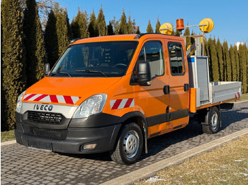 Automašīna ar kravas platformu IVECO Daily