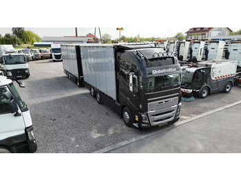Kravas automašīna ar tentu VOLVO FH16 660