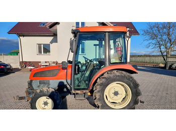 Traktors KIOTI