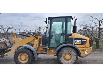Riteņu iekrāvējs CATERPILLAR 906H