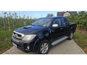 Pikaps TOYOTA Hilux