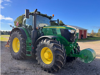 Traktors JOHN DEERE 6215R