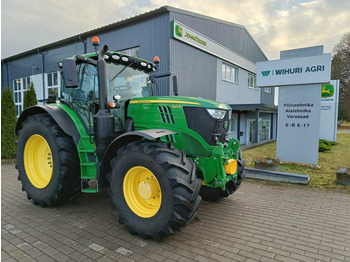 Traktors JOHN DEERE 6215R