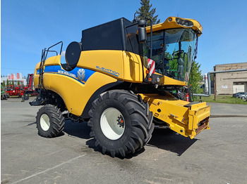 Labības kombains NEW HOLLAND CX series