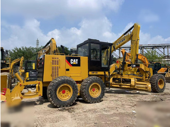 Greiders CATERPILLAR 120H: foto 2 Greiders CATERPILLAR 120H: foto 2