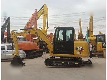 Kāpurķēžu ekskavators CATERPILLAR 306D