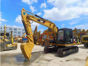 Kāpurķēžu ekskavators CATERPILLAR 312D