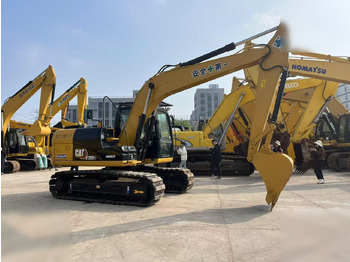 Kāpurķēžu ekskavators CATERPILLAR 312D2