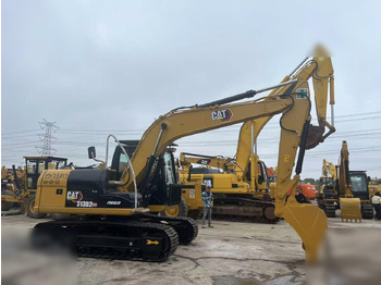 Kāpurķēžu ekskavators CATERPILLAR 313D