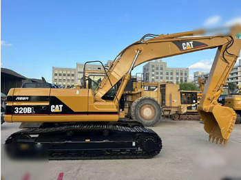 Kāpurķēžu ekskavators CATERPILLAR 320BL