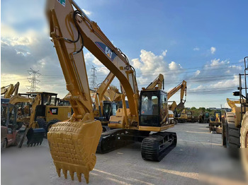 Kāpurķēžu ekskavators CATERPILLAR 320BL
