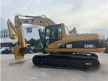 Kāpurķēžu ekskavators CATERPILLAR 320CL