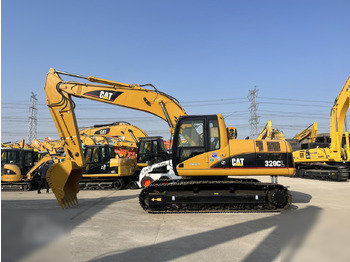 Kāpurķēžu ekskavators CATERPILLAR 320CL