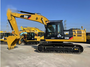 Kāpurķēžu ekskavators CATERPILLAR 320D