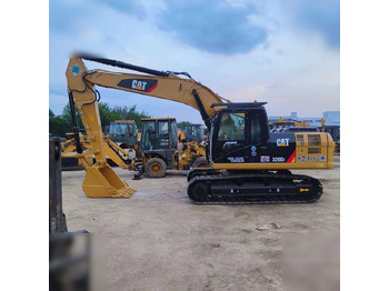 Kāpurķēžu ekskavators CATERPILLAR 320D2