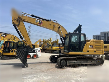 Kāpurķēžu ekskavators CATERPILLAR 323