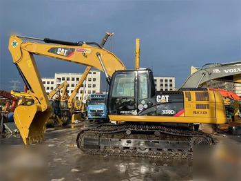 Kāpurķēžu ekskavators CATERPILLAR 330D