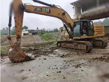 Kāpurķēžu ekskavators CATERPILLAR 336