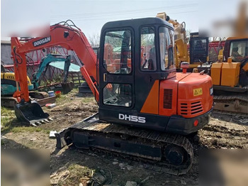 Mini-ekskavators DOOSAN DH55