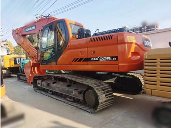 DOOSAN DX225 LC-5 līzingu DOOSAN DX225 LC-5: foto 1