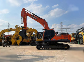 Kāpurķēžu ekskavators DOOSAN DX300LC