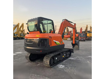 Kāpurķēžu ekskavators DOOSAN DX60E-10N: foto 2