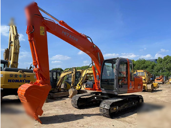 Kāpurķēžu ekskavators HITACHI ZX120