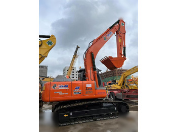Kāpurķēžu ekskavators HITACHI ZX200