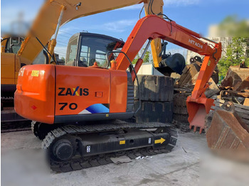 Kāpurķēžu ekskavators HITACHI ZX70