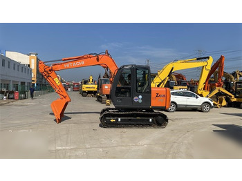 Kāpurķēžu ekskavators HITACHI ZX70