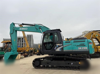 Kāpurķēžu ekskavators KOBELCO