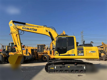 Kāpurķēžu ekskavators KOMATSU PC200-8