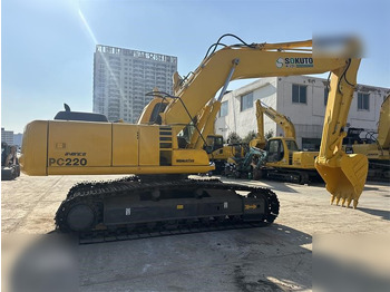 Kāpurķēžu ekskavators KOMATSU PC220-6: foto 4