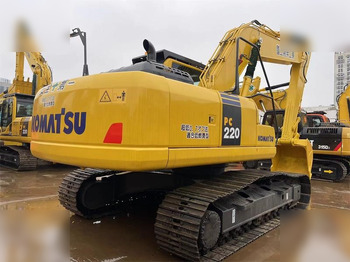 Kāpurķēžu ekskavators KOMATSU PC220-8: foto 2